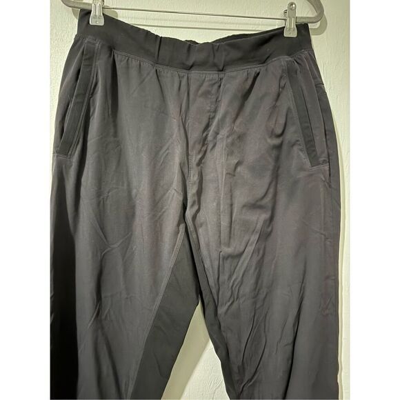 Lululemon men’s black lined joggers pants L - Picture 10 of 10
